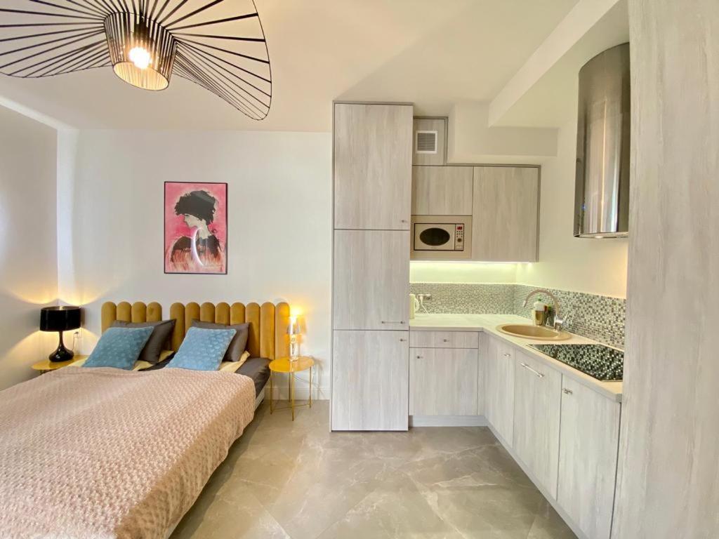 Luxury Panda Apartment In Old Town Cracovia Exterior foto